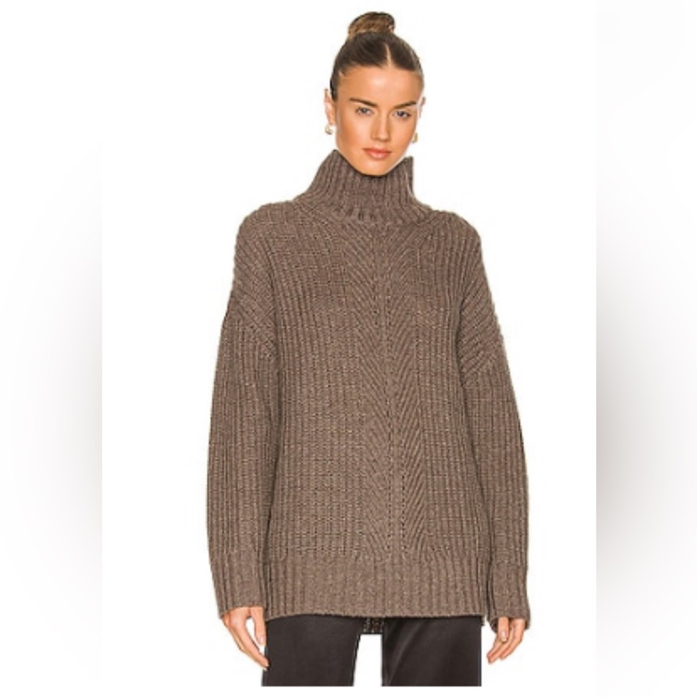 Weekend Stories Wesson turtleneck